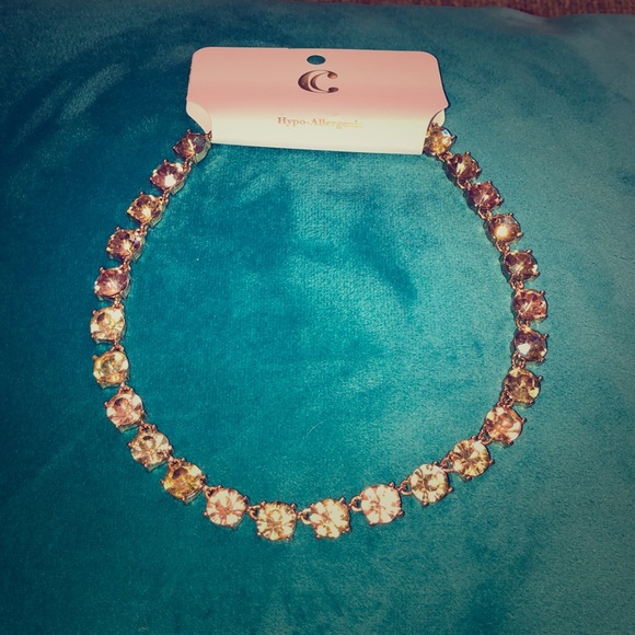 Charming Charlie Jewelry - SOLD ✔️❌ Host Pink 6/29 🎉 Rose Gold Necklace with Stones